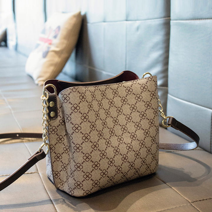 Chic Textured Crossbody Bag
