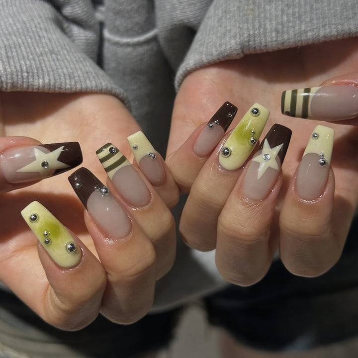 Elegant Artificial Nails with Decoration Kalsten