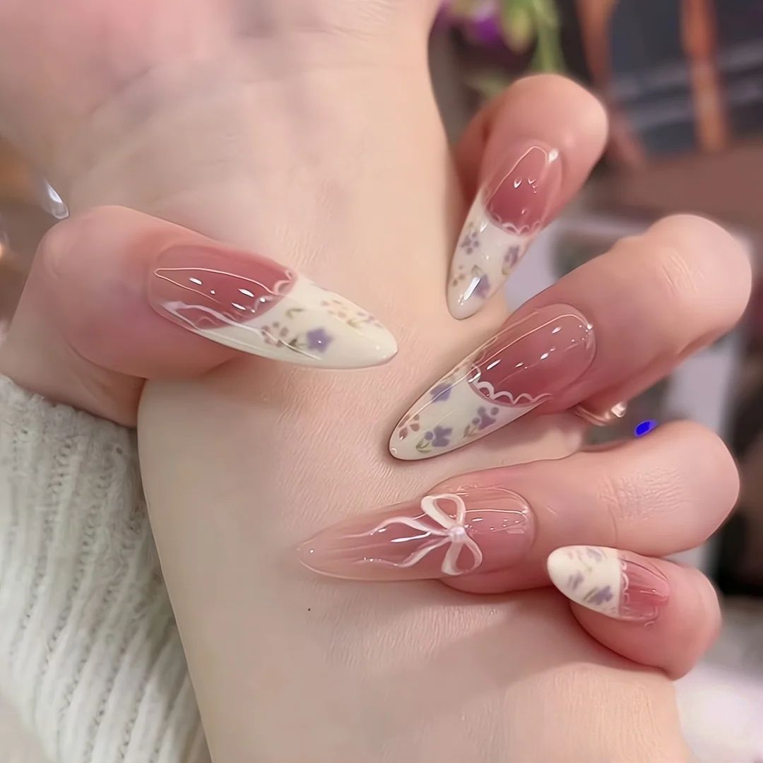 Artificial nails with floral design Kalsten