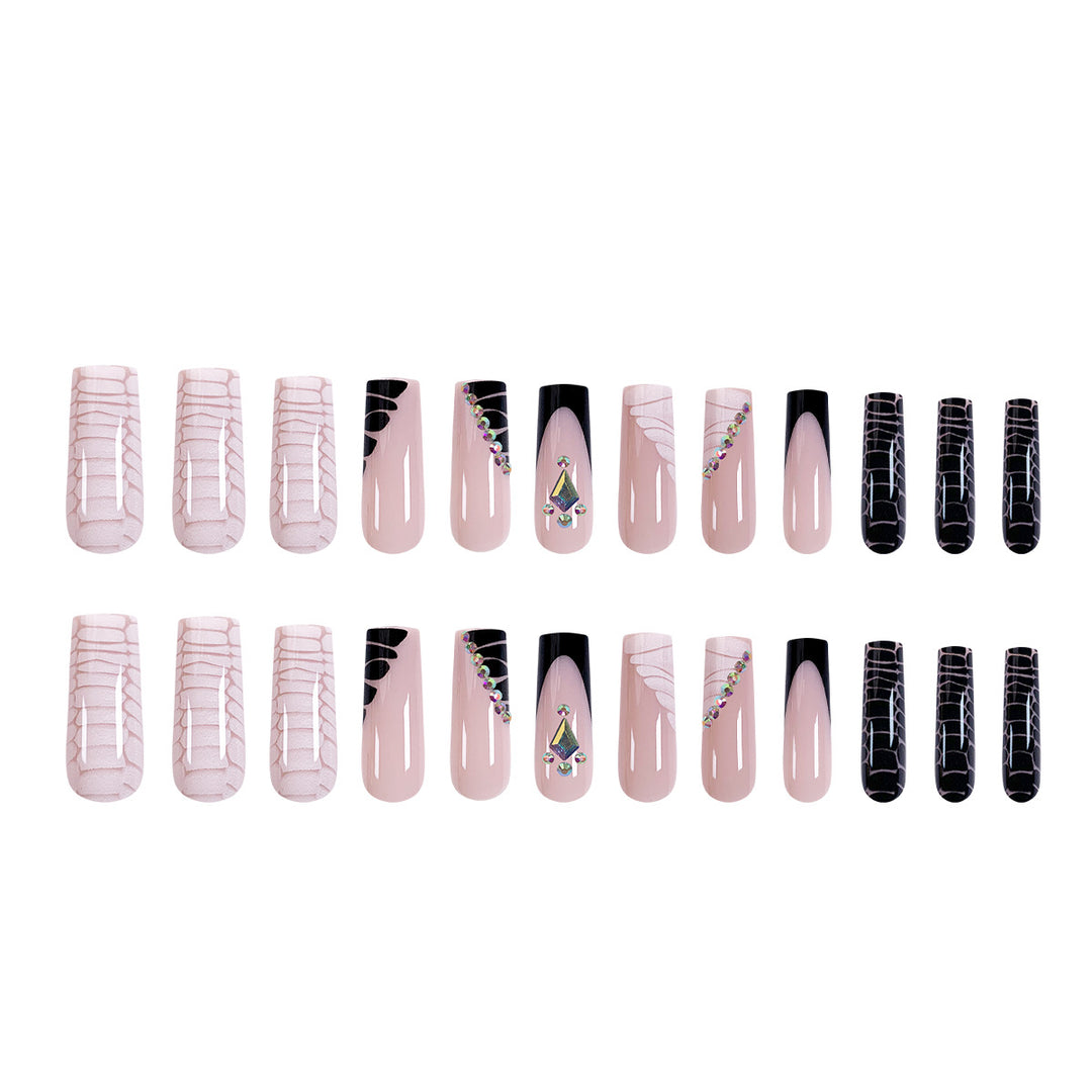 Exclusive artificial nails with glitter details and geometric designs Kalsten