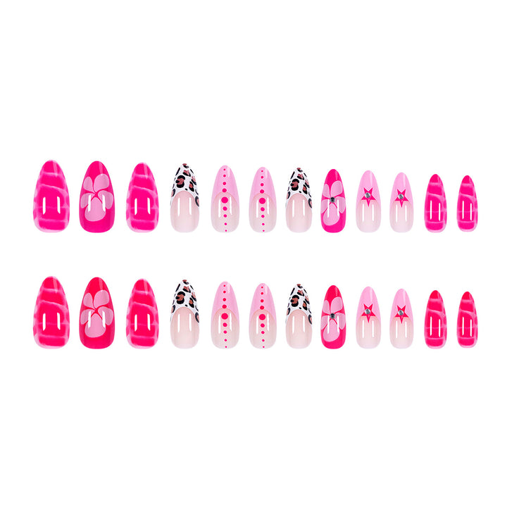 Glamorous artificial nails Kalsten