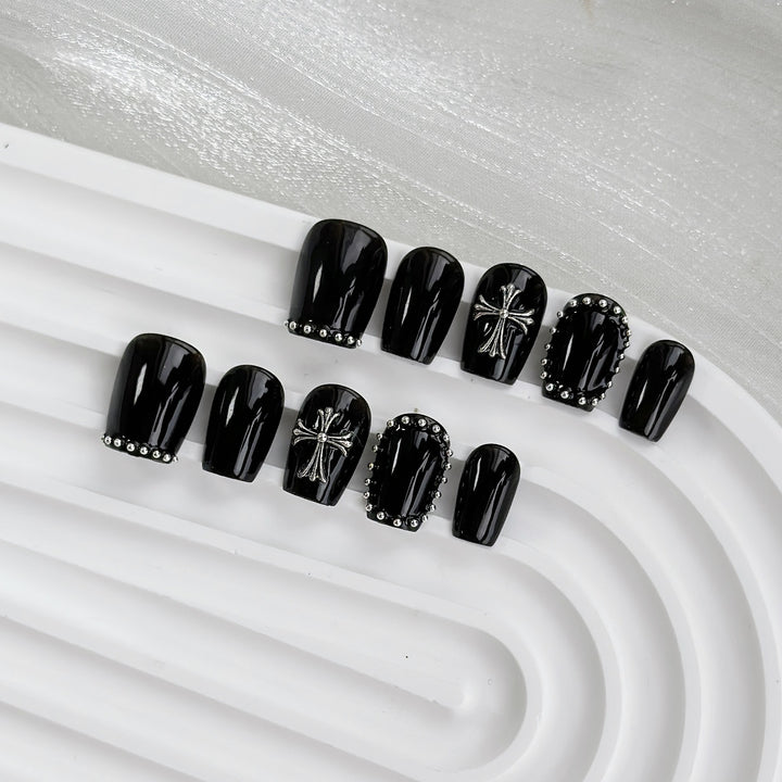 Butterfly-Embellished Press-On Nail Set