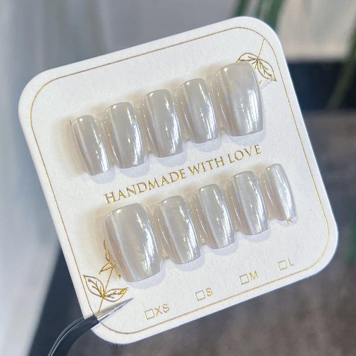 Artificial nail art with shiny surface Kalsten