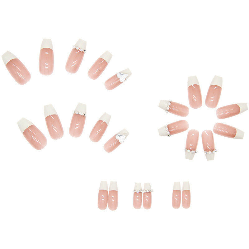 Glamorous artificial nails with rhinestones and elegant contours Kalsten