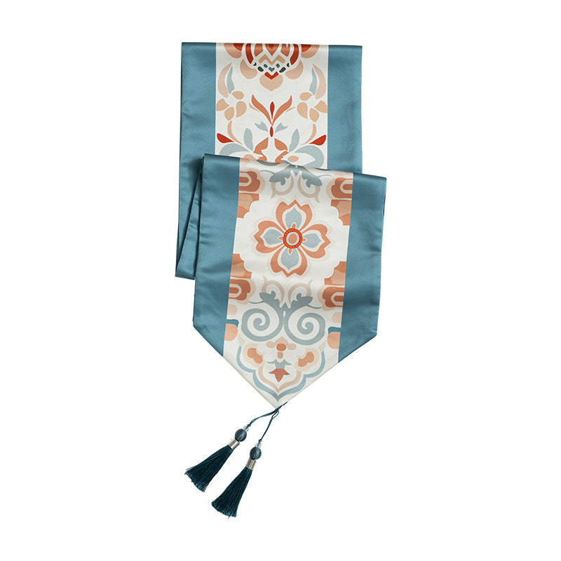 Decorative table runner with oriental tile pattern and tassels Kalsten