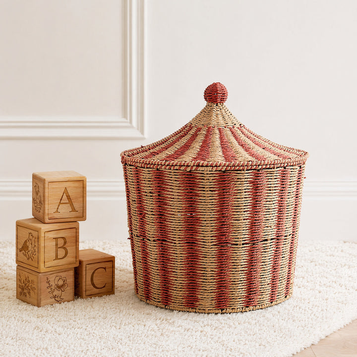 Decorative and practical storage basket Kalsten
