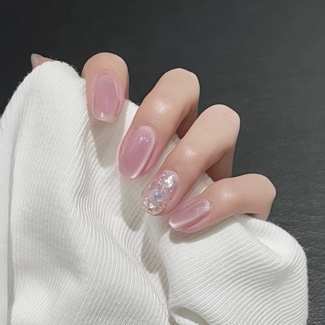 Elegant artificial nails with glitter details Kalsten