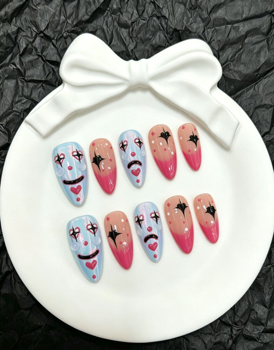 Creative Clown-Inspired Press-On Nails Set