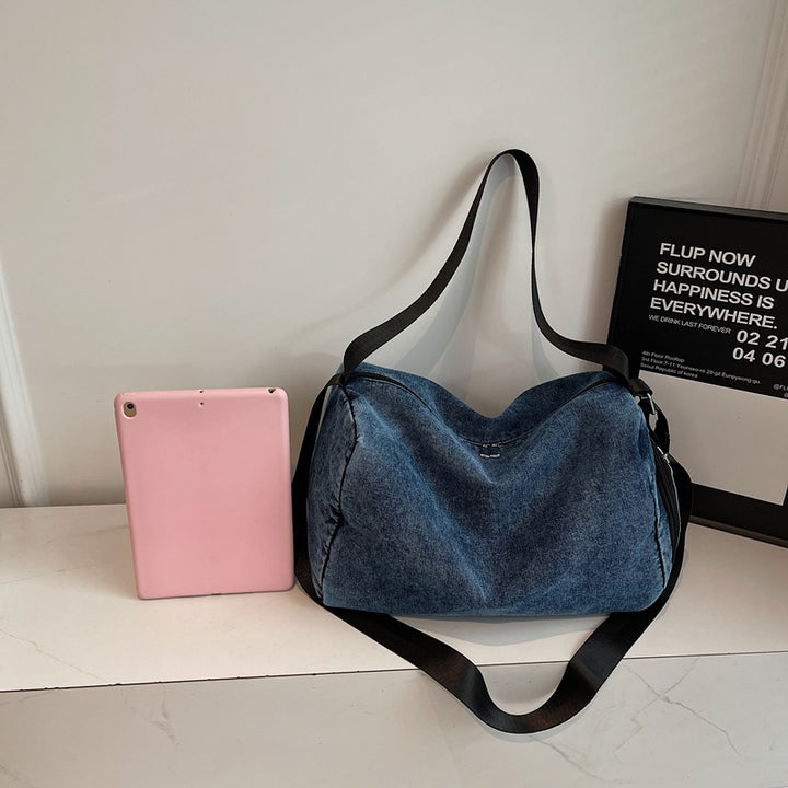 Stylish Canvas Duffle Bag