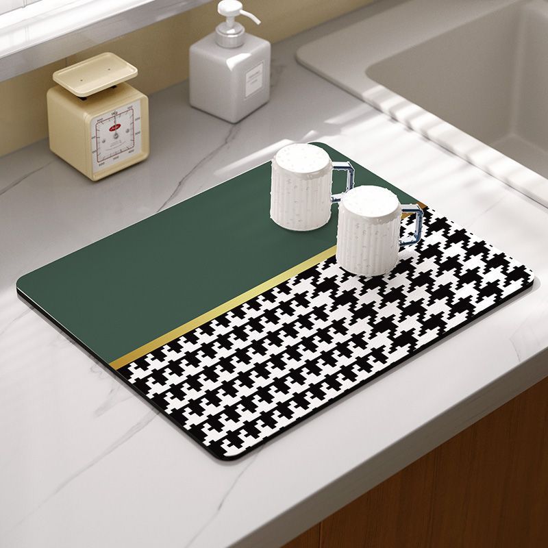 Modern Checkerboard Pattern Kitchen Mat