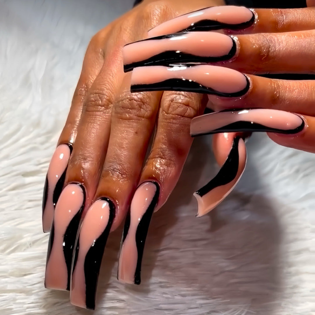 Artistic Wave Design Press-On Nails Kalsten