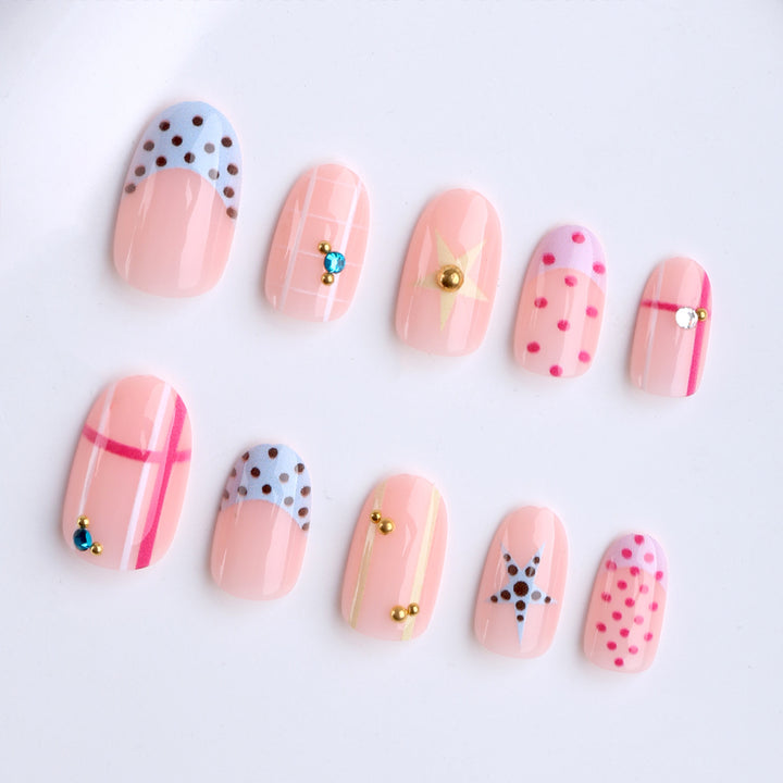 Artificial fingernails with creative geometric accents Kalsten
