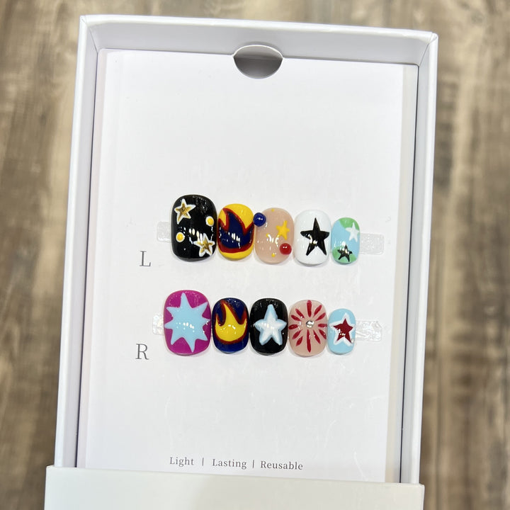 Cosmic-Themed Press-On Nail Art Set Kalsten