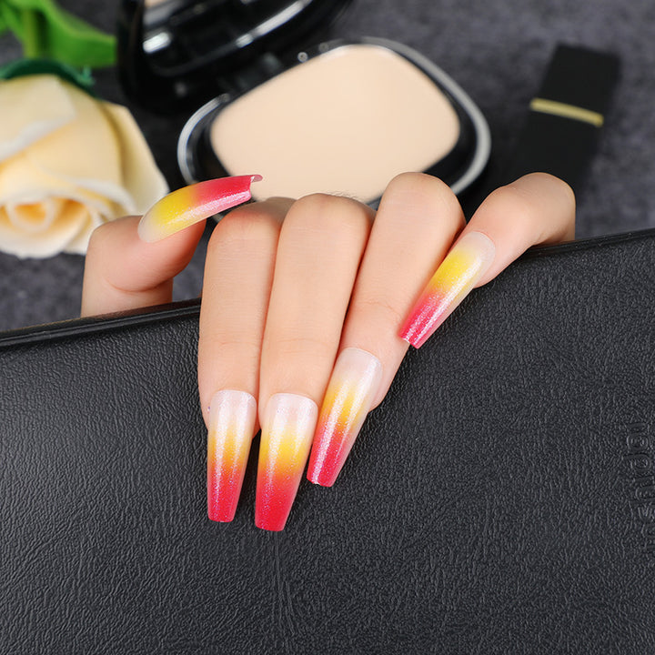 Glamorous artificial nails with gradient Kalsten