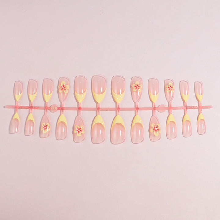 Floral Accent Press-On Nail Set Kalsten