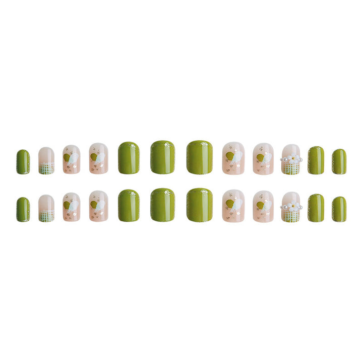 Artificial nail set with elegant handcrafted designs Kalsten