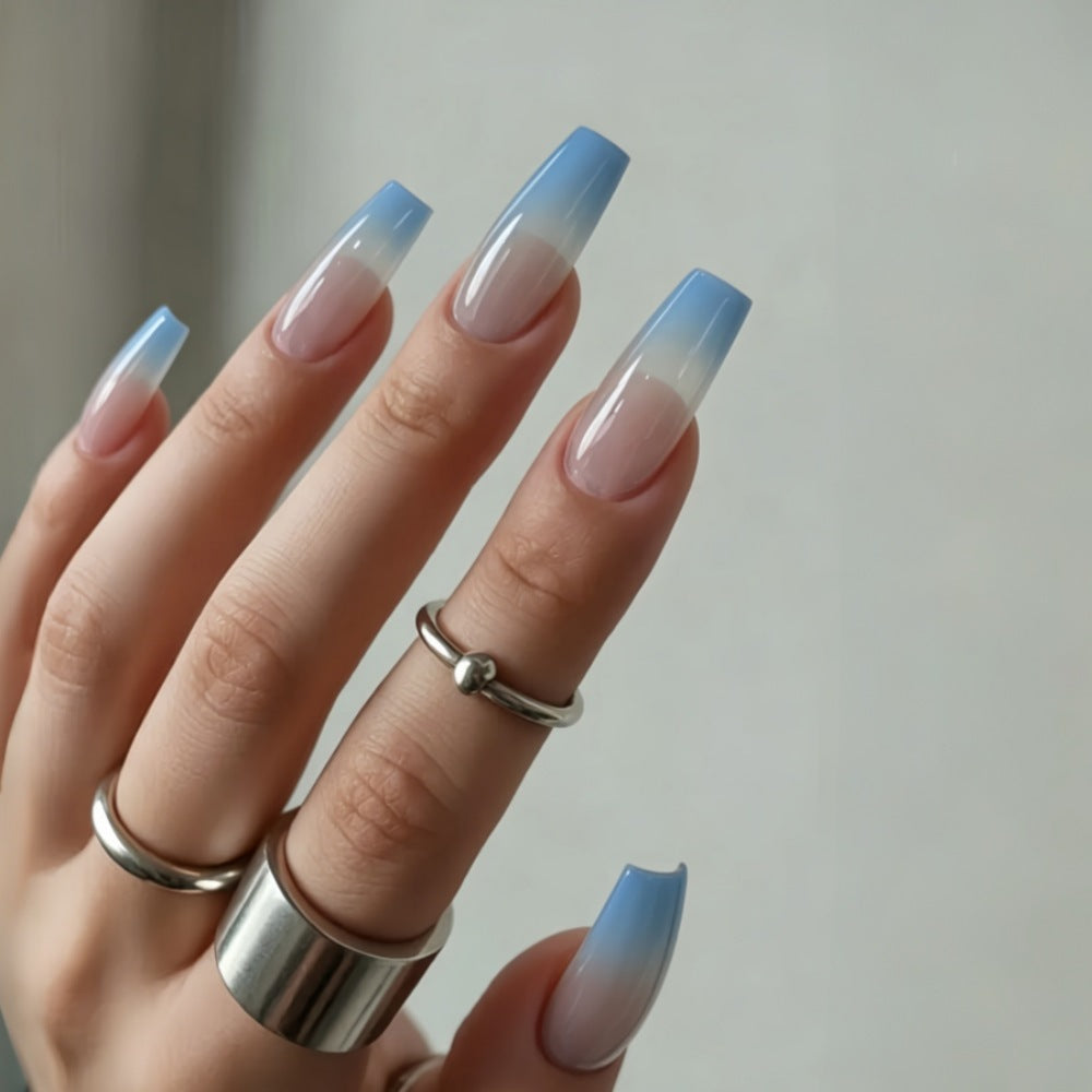 Acrylic nails in elegant ombre look Kalsten