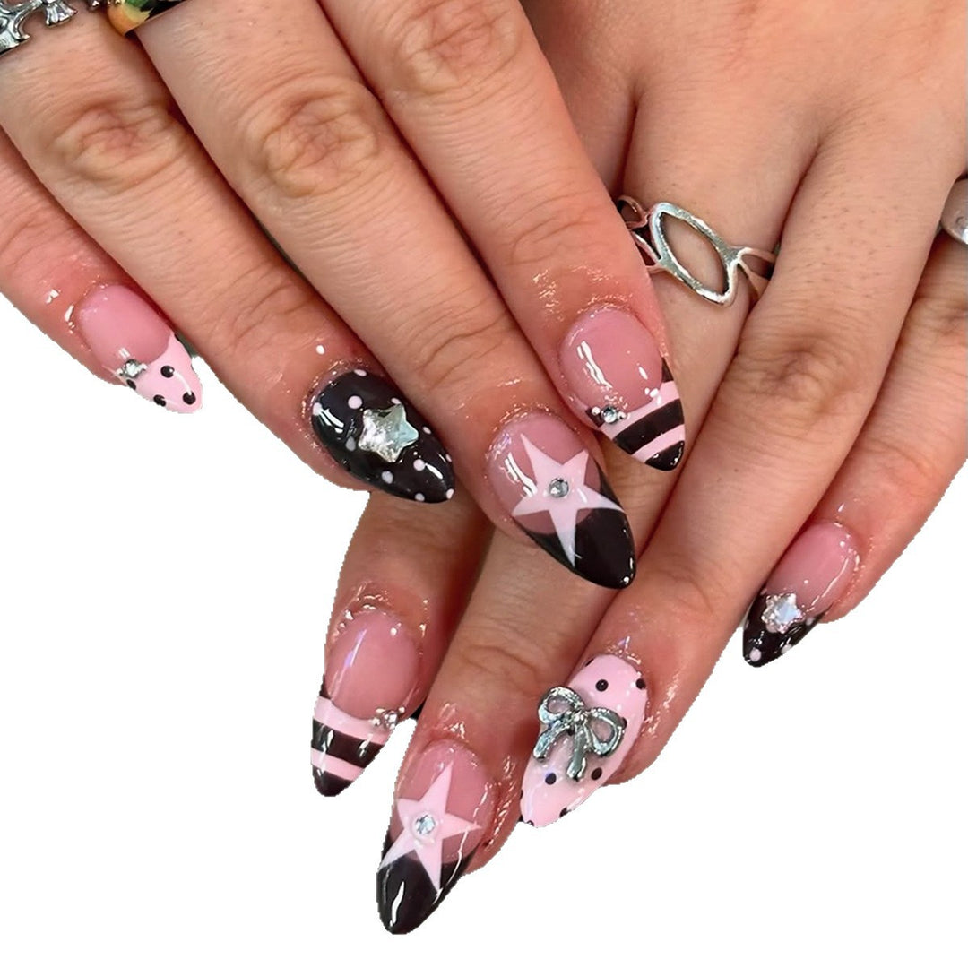 Fake nails with Playful Design Kalsten