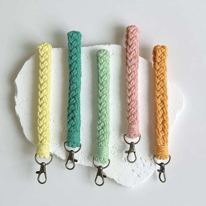 Braided Keychain Holder Kalsten
