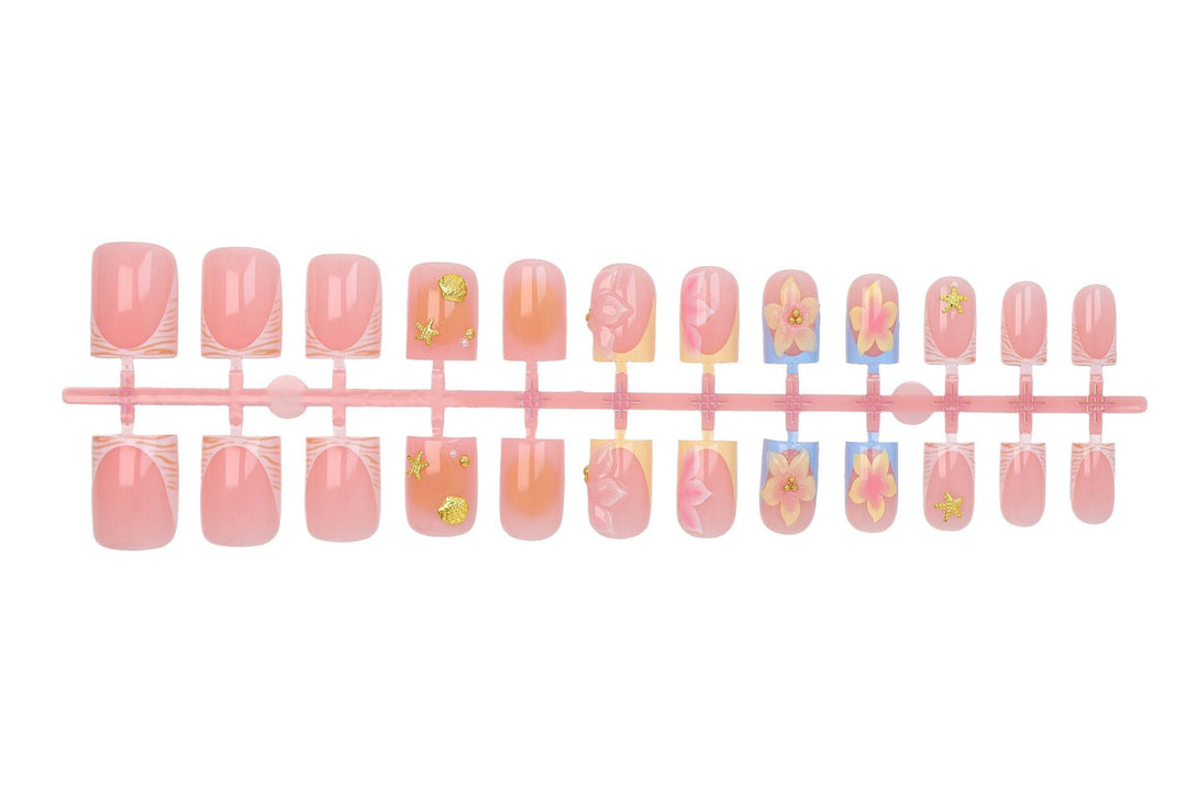 Nail art set with floral accents and elegant shine Kalsten