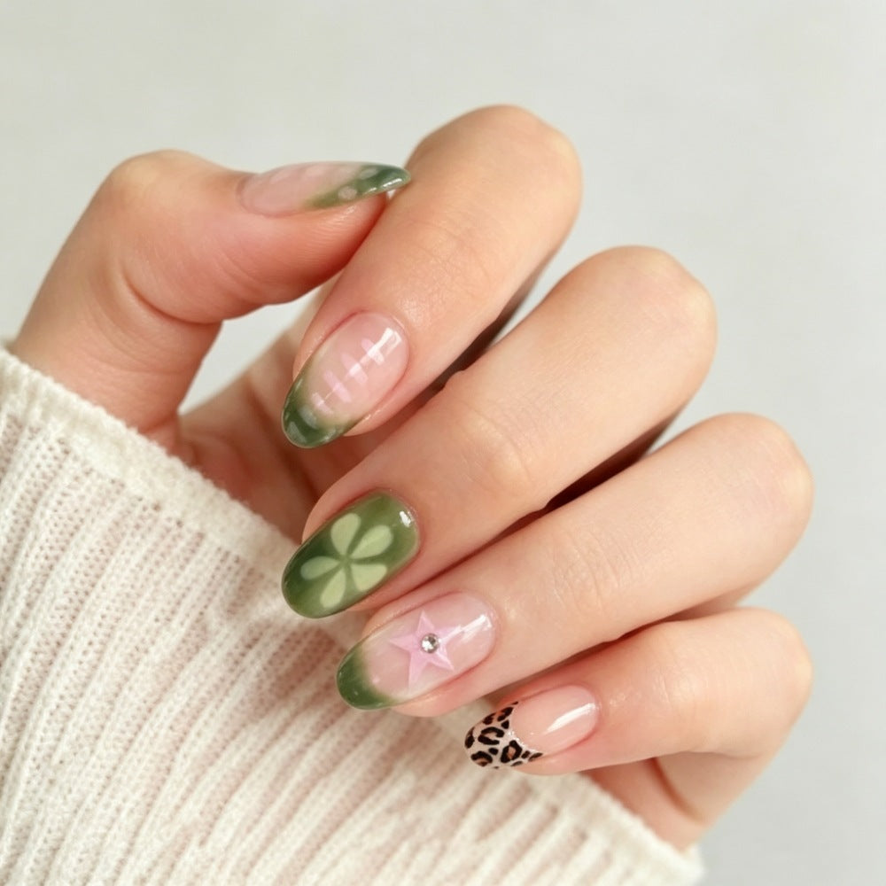 Artificial nails with modern geometric designs Kalsten