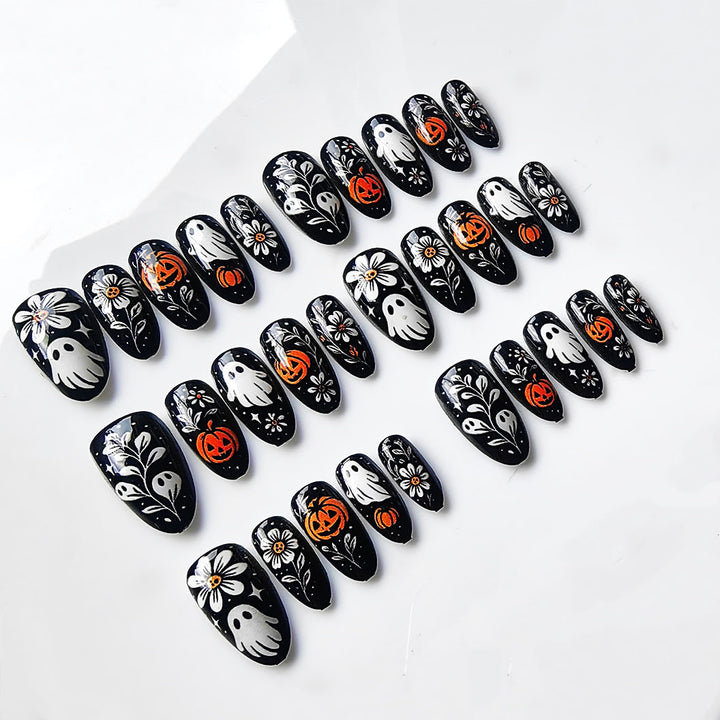 Artificial nails in Halloween design Kalsten