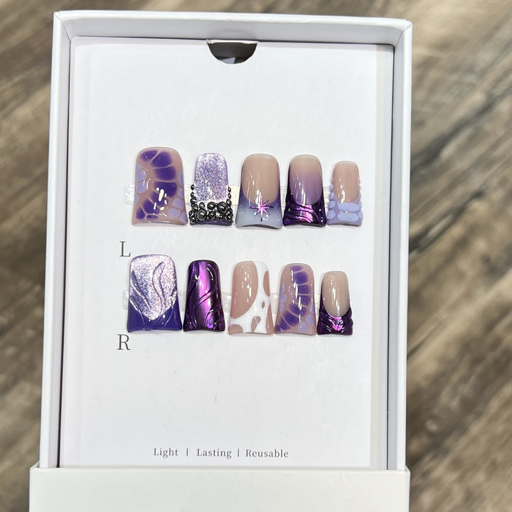 Playful Cartoon-Themed Press-On Nail Set Kalsten