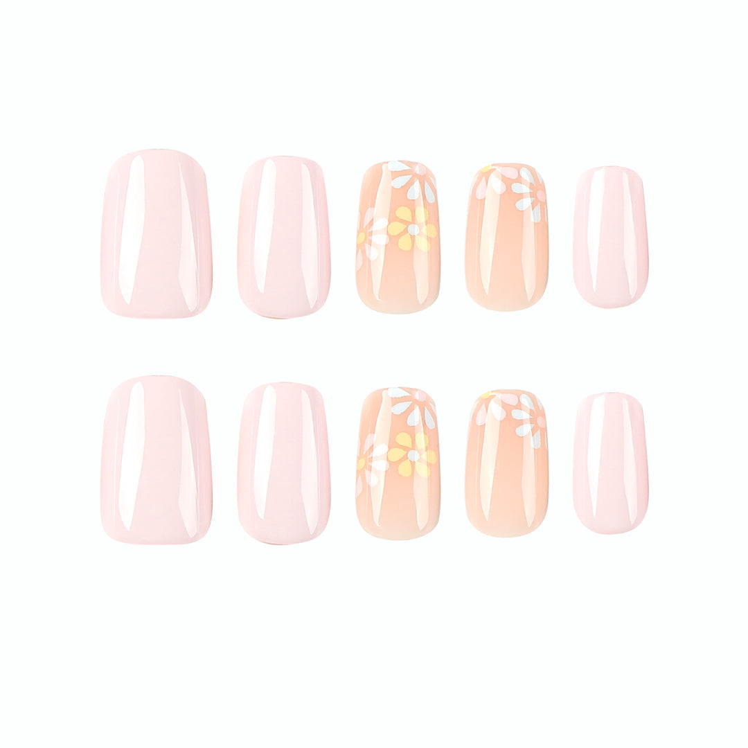 Artful nail extensions with floral decorations Kalsten