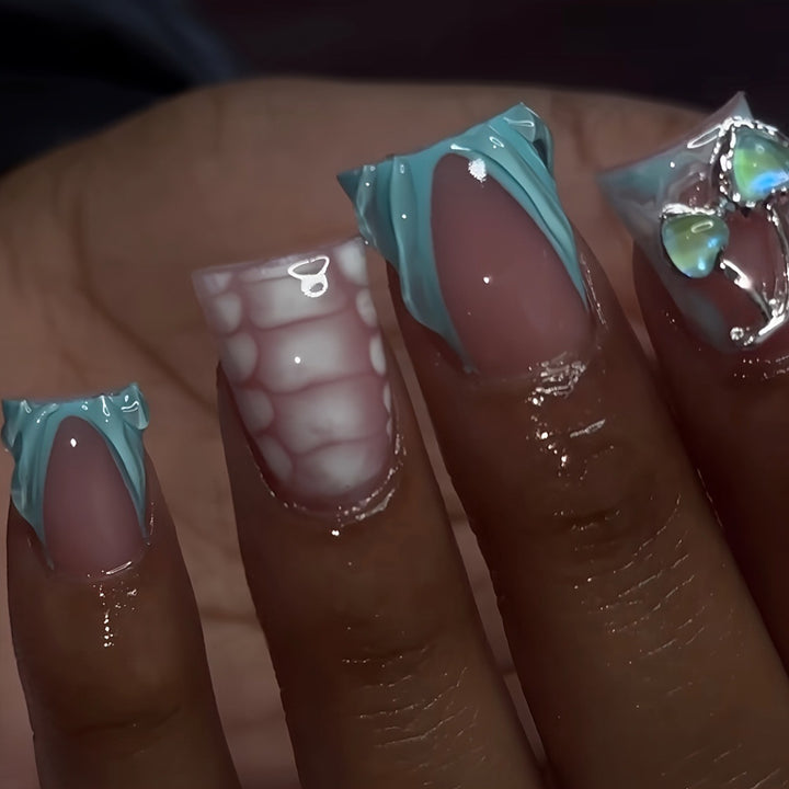 Artistic Nail Art Kalsten