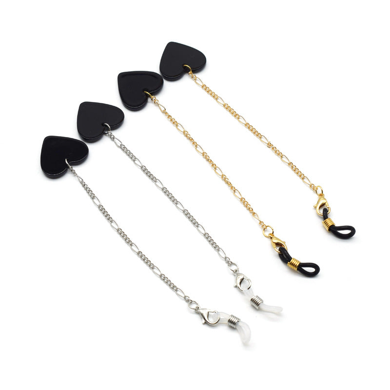 Heart-Shaped Eyewear Chain Kalsten