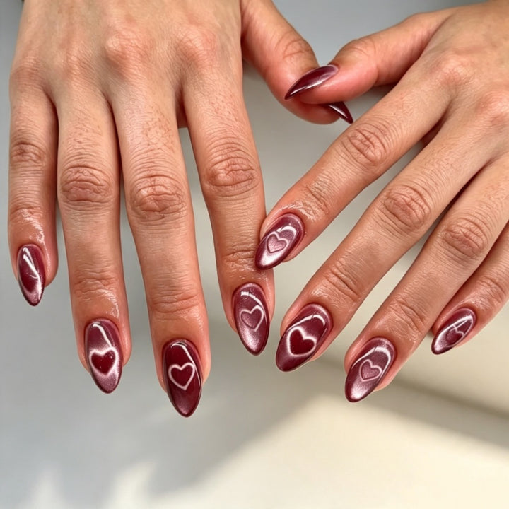 Artificial nails with luxurious heart design and shimmering finish Kalsten