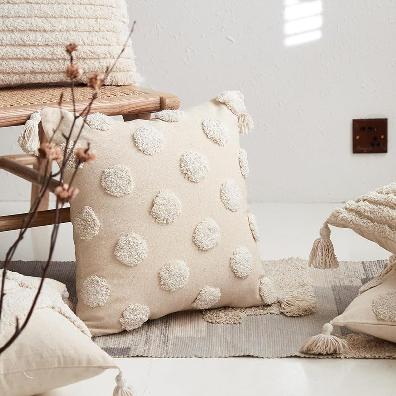 Square cotton-linen cushion cover with 3D pompom tufting and corner tassels Kalsten