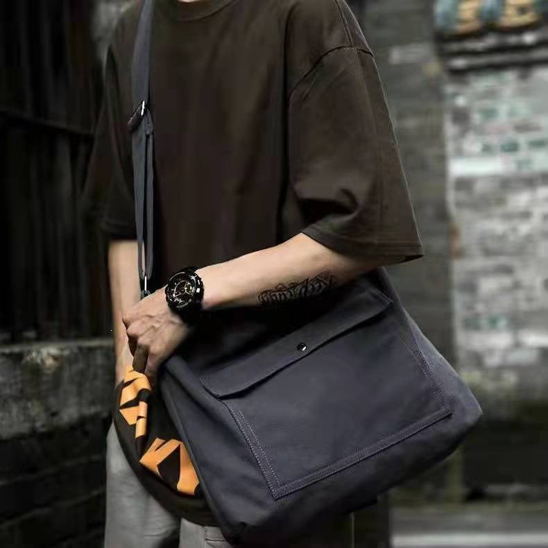 Shoulder bag in modern design with practical organizer Kalsten