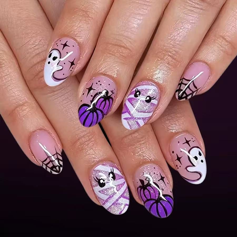 Artificial Nail Set with Creepy Halloween Designs Kalsten