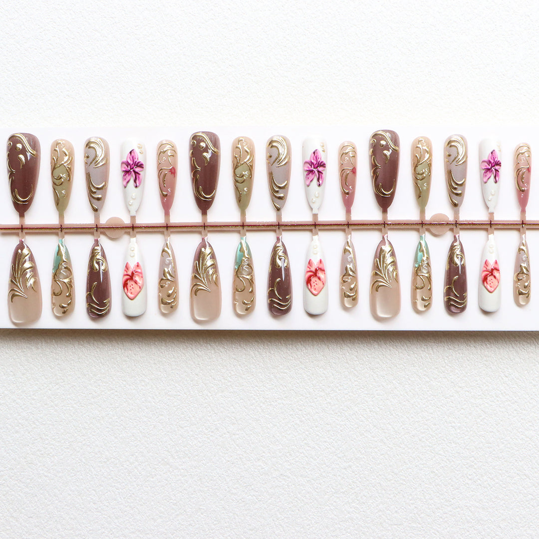 Artistic Gel Nail Design Kalsten