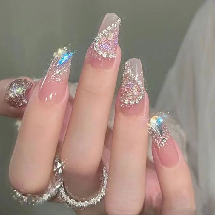 Glamorous artificial nails Kalsten