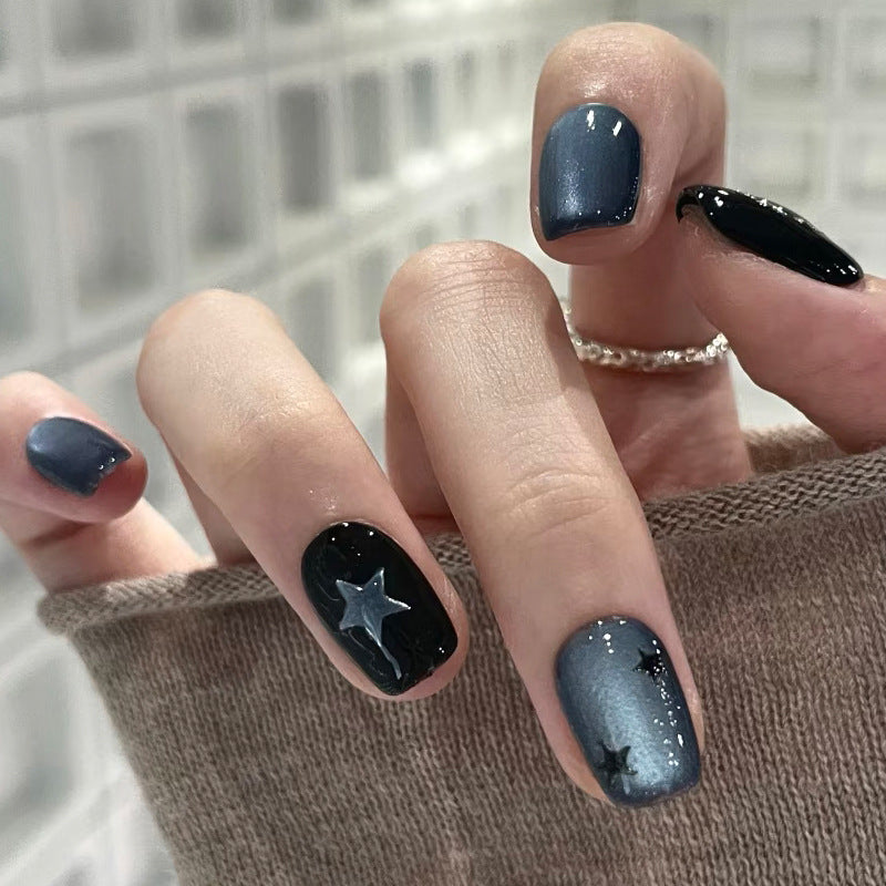 Artistic Press-On Nails with Glittery Star Motif Kalsten