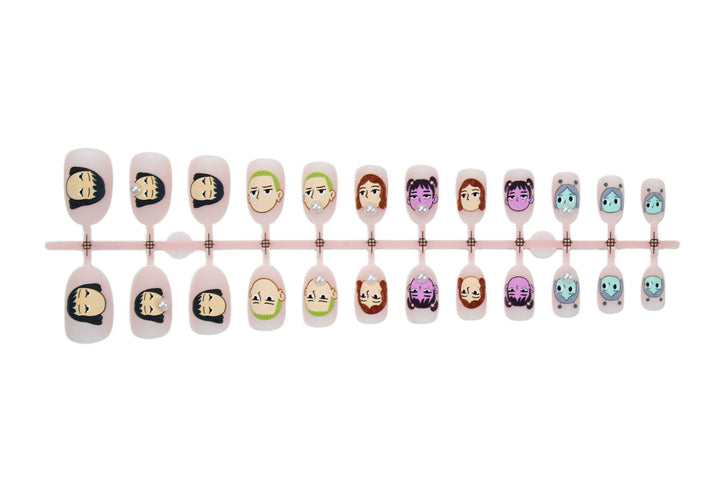 Artifical nail set with creative character designs and elegant pearl accents Kalsten