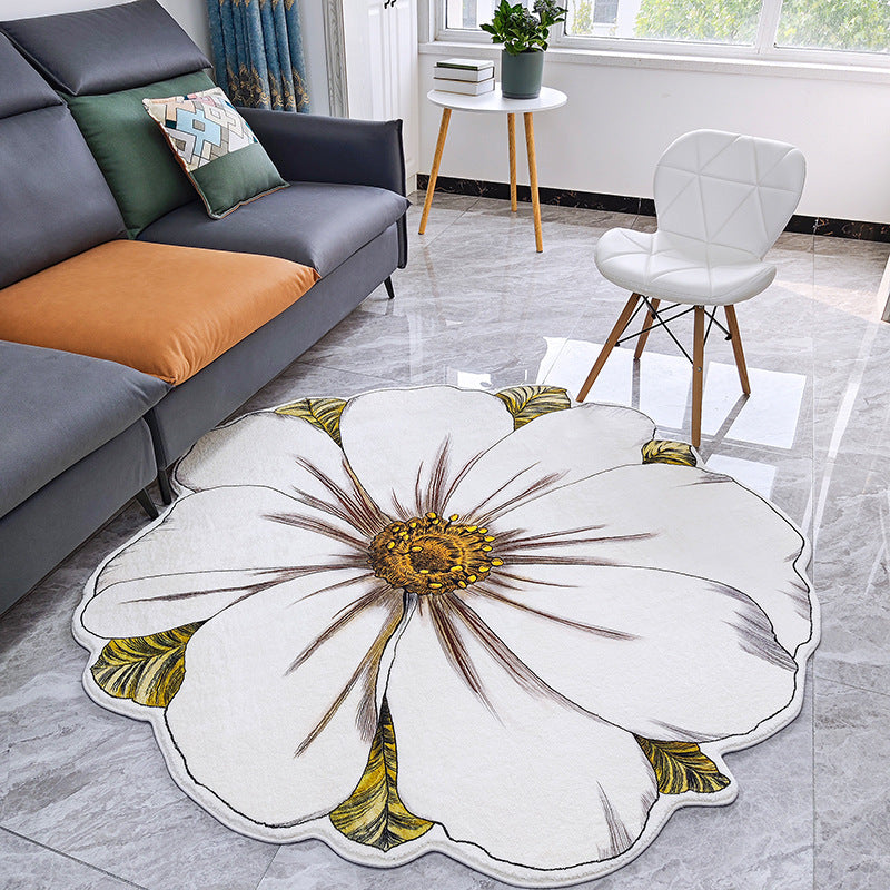 Floral-Shaped Area Rug Kalsten