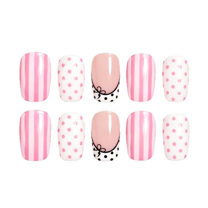 Artistic Nail Art Tips