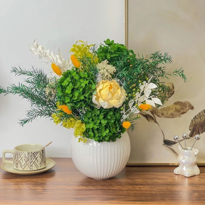 Premium Decorative Dried Flower Bouquet