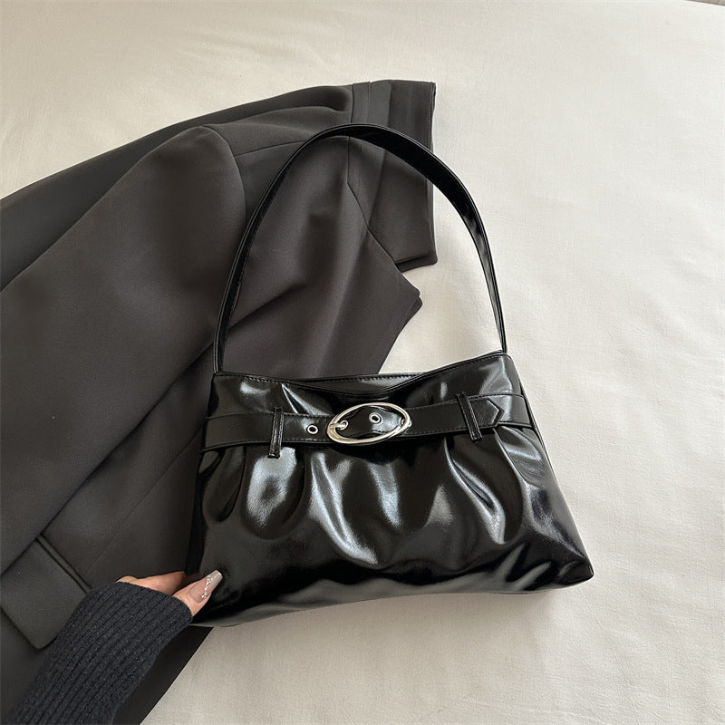 Elegant Quilted Handbag