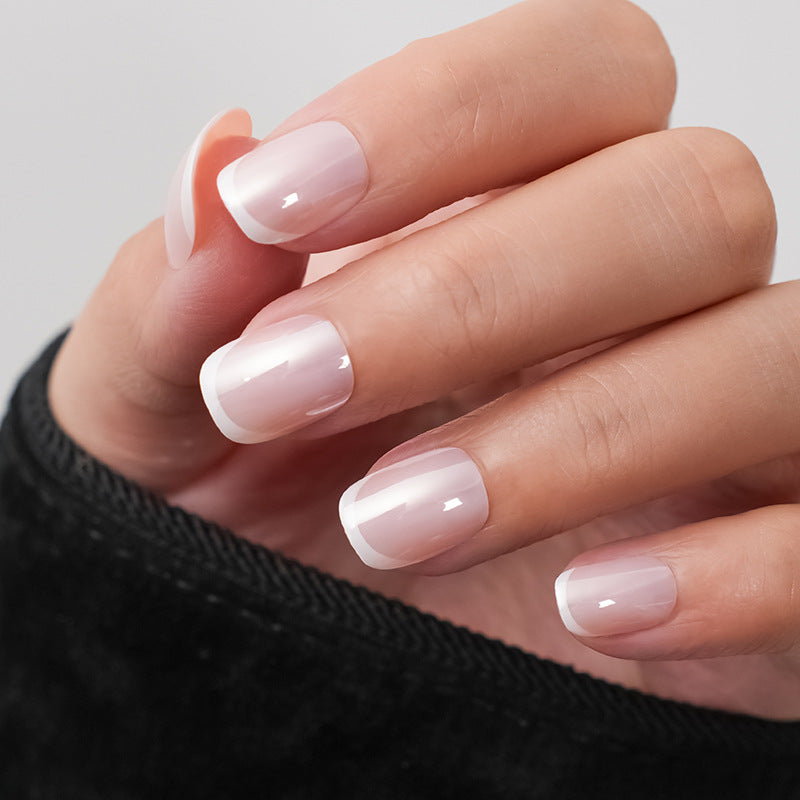 High-quality artificial nails with elegant French tips Kalsten