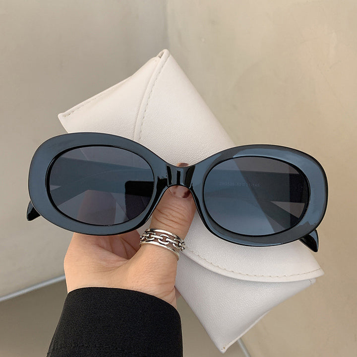 Ladies fashionable sunglasses in stylish oval design Kalsten
