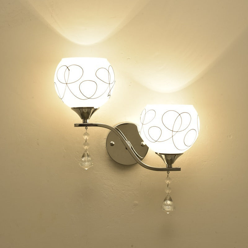 Modern Elegant Dual-Bulb Wall Sconce