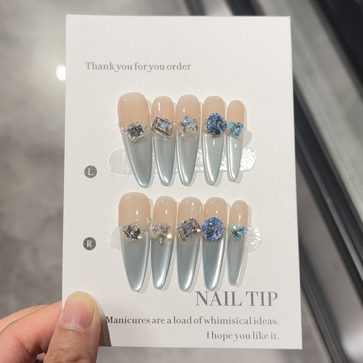 Glamorous artificial nails with sparkling stones Kalsten