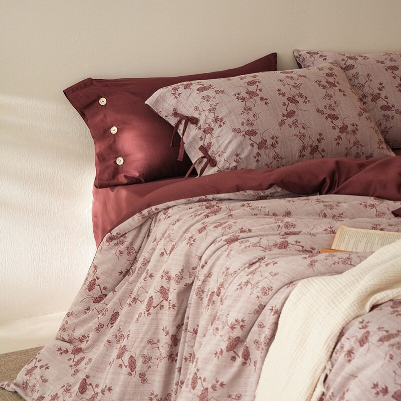 Bedding set made of breathable cotton satin with fine mosaic tile print and reversible function