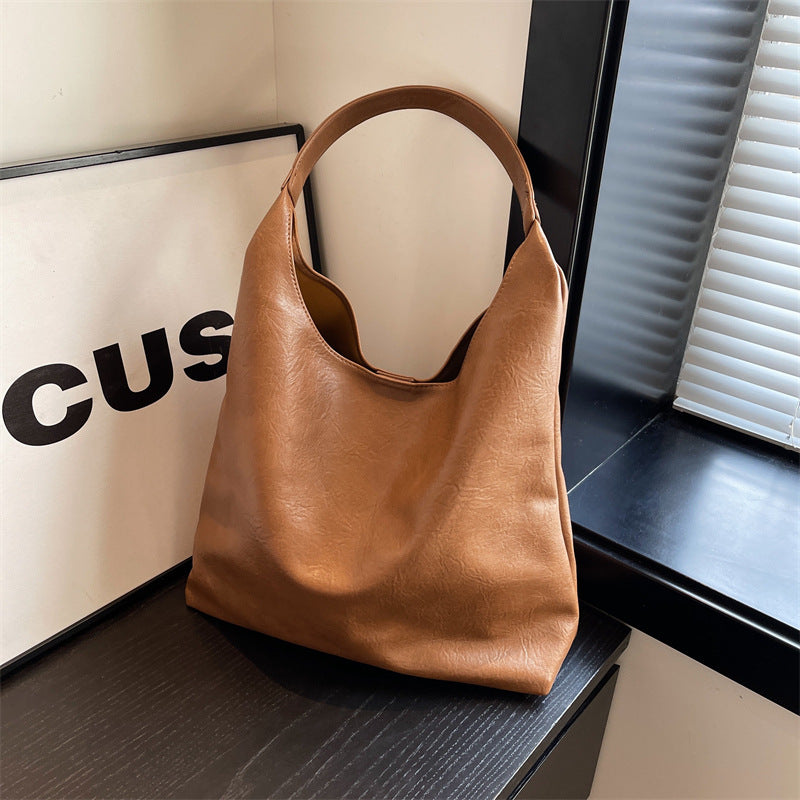 Minimalist Leather Tote Kalsten