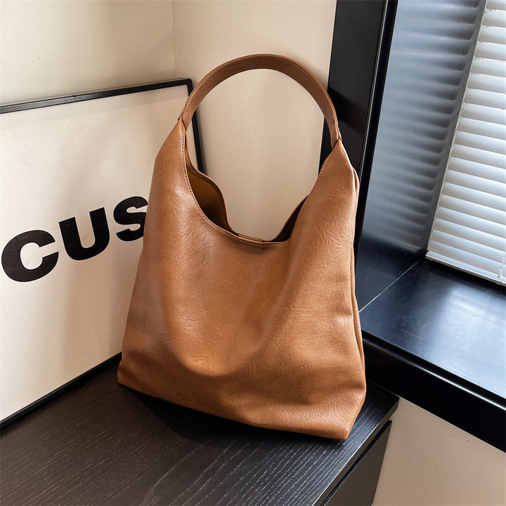 Minimalist Leather Tote Kalsten