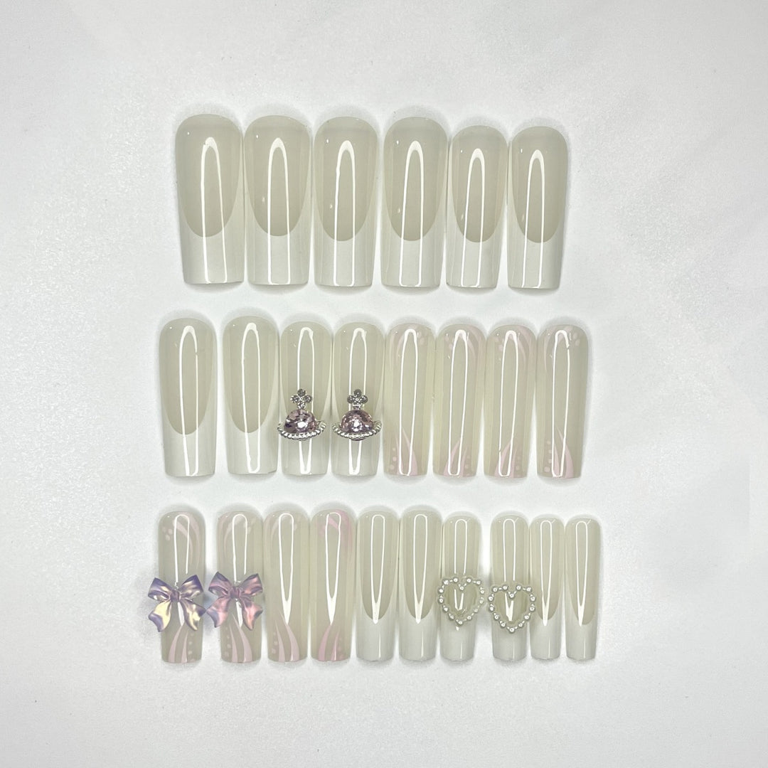 Glamorous 3D Decorated Nail Extensions Kalsten